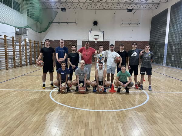 ŠK NEVER STOP: Naša mladost, naša budućnost!