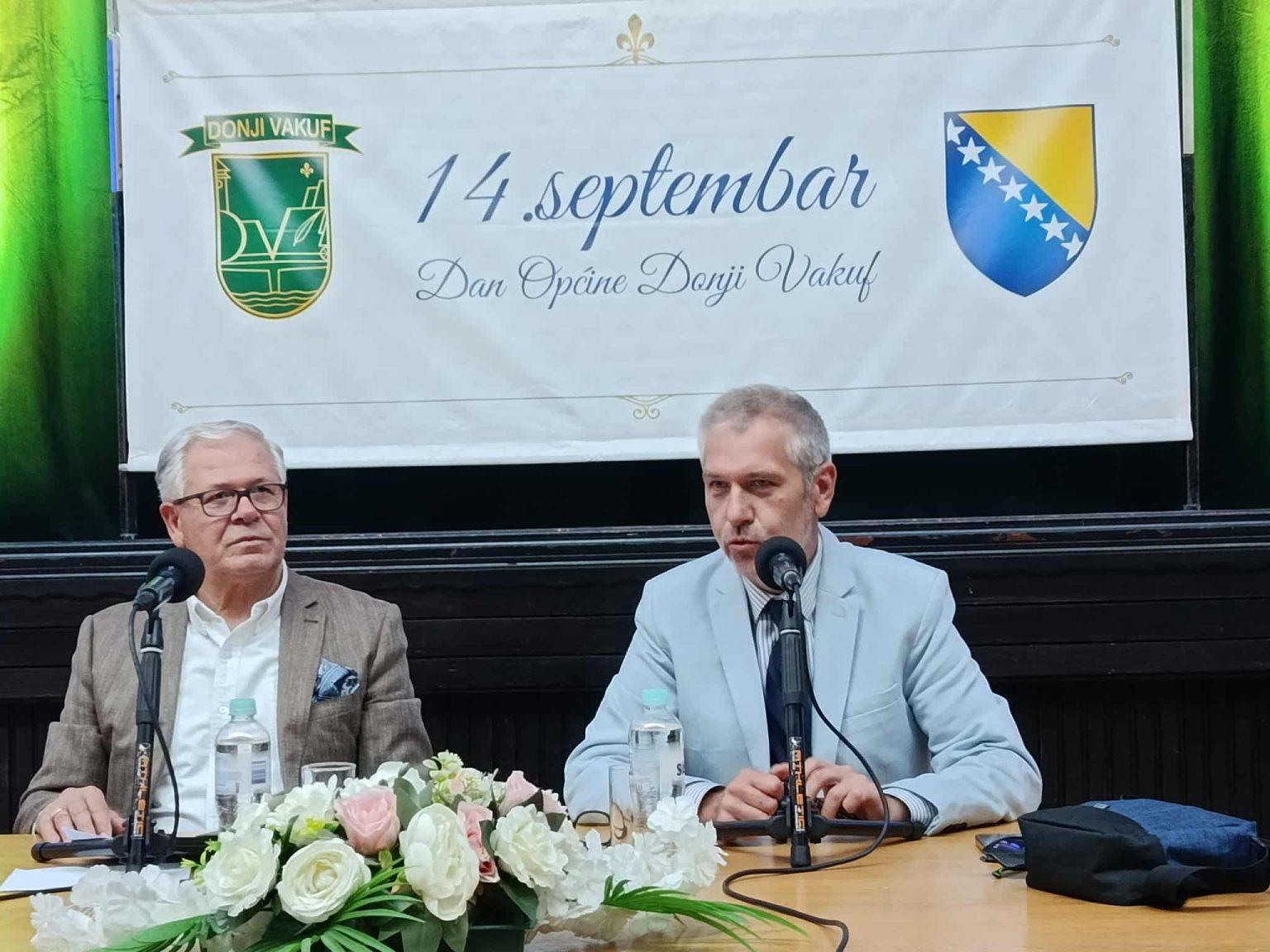 Prof. dr. Sanjin Kodrić održao javno predavanje u Donjem Vakufu