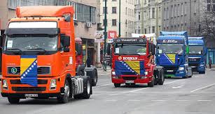 Usporen saobraćaj zbog protesta kamiondžija