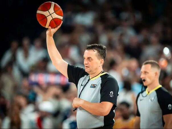 Ademir Zurapović sudi finale Eurobasketa!