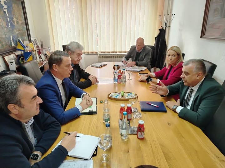 NAČELNIK SELIMOVIĆ: Posjeta delegacije Agencije za vodno područije rijeke Save Općini Donji Vakuf