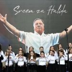 Danas posljednji oproštaj od neponovljivog Halida Bešlića