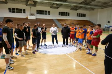 Mirza Alkić – trener OFK Brdo u posjeti MNK “Radnik 2022” Donji Vakuf