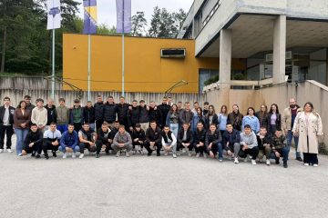 Donji Vakuf – 𝐒𝐓𝐑𝐔Č𝐍𝐀 𝐏𝐎𝐒𝐉𝐄𝐓𝐀 𝐆𝐈𝐆𝐀𝐍𝐓𝐔 𝐍𝐀𝐌𝐉𝐄𝐍𝐒𝐊𝐄 𝐈𝐍𝐃𝐔𝐒𝐓𝐑𝐈𝐉𝐄: 𝐔Č𝐄𝐍𝐈𝐂𝐈 𝐌𝐒Š 𝐃𝐎𝐍𝐉𝐈 𝐕𝐀𝐊𝐔𝐅 𝐔 𝐏𝐎𝐒𝐉𝐄𝐓𝐈 𝐊𝐎𝐌𝐏𝐀𝐍𝐈𝐉𝐈 „𝐏𝐑𝐄𝐓𝐈𝐒“