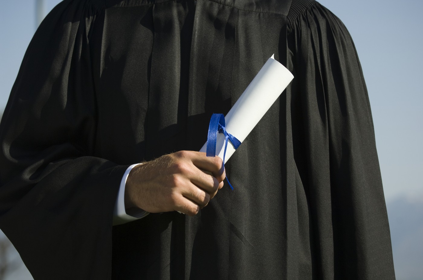 Donji Vakuf – Šokantna svjedočenja o stjecanju sumnjivih diploma u BiH: “Indexi studenata donošeni su u kutijama za banane”