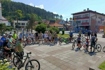 Donji Vakuf – VOZILI SMO NA AJVATOVICU