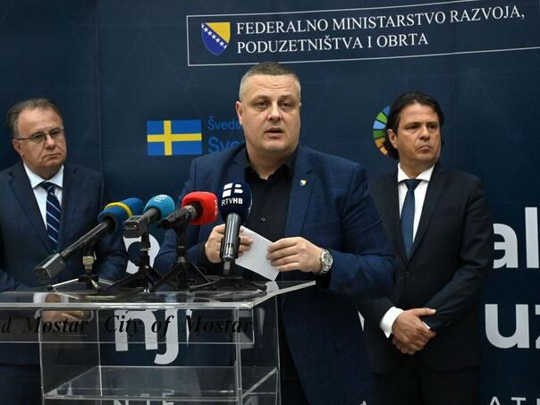Donji Vakuf – Stiže novac za male privrede: Mijatović potpisuje danas ugovore
