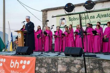 Donji Vakuf – Svečano otvorenje manifestacije “516. dani Ajvatovice” danas u Pruscu