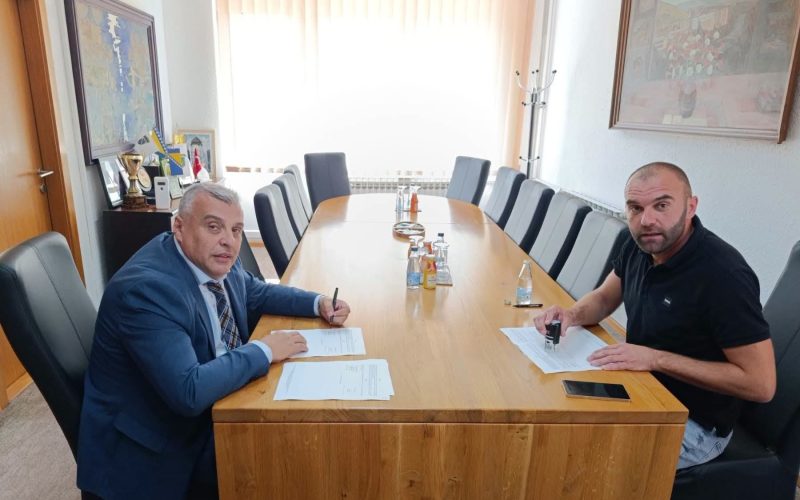 Donji Vakuf – BLIZU 330.000 KM ZA DRUGU FAZU IZGRADNJE SPORTSKE DVORANE OŠ „HASAN KJAFIJA PRUŠČAK“ U PRUSCU