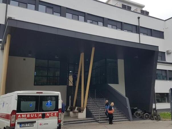 Donji Vakuf – Sve troje djece iz Cazina ostalo bez desne noge, Bišćani izašli na ulice