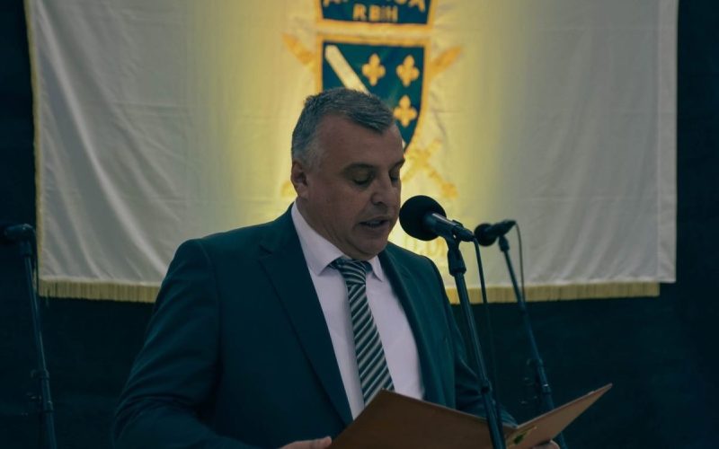 Donji Vakuf – Čestitka načelnika općine Donji Vakuf Senada Selimovića